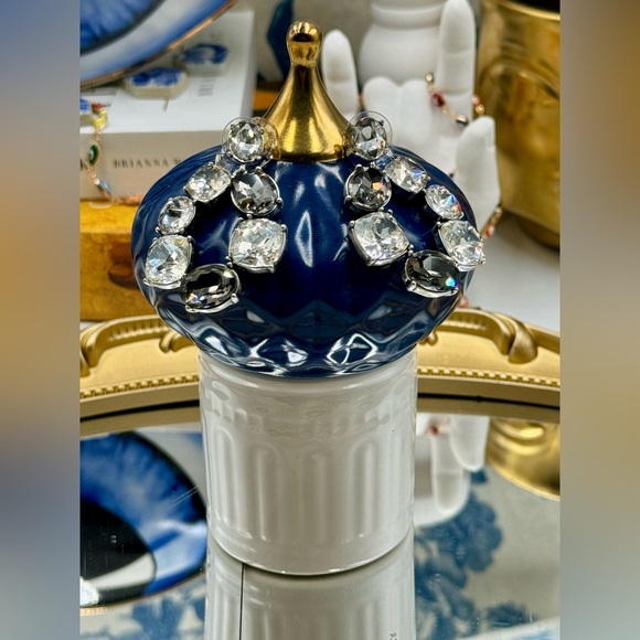 🆕 OSCAR DE LA RENTA 🧿 NWOT Crystal-Embellished Hoop Drop Earrings - Picture 15 of 16